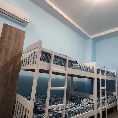 Hostel Topo Tirana