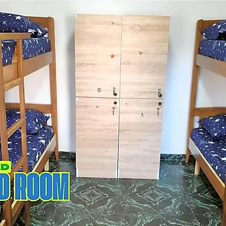 Hostel Topo